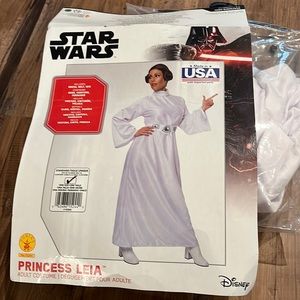 Adult Princess Leia costume